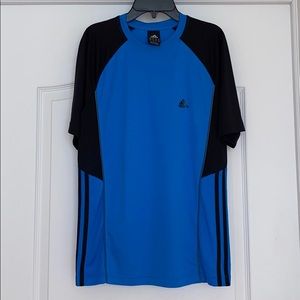 Boys Adidas t-shirt. Size XL (15-16Y)